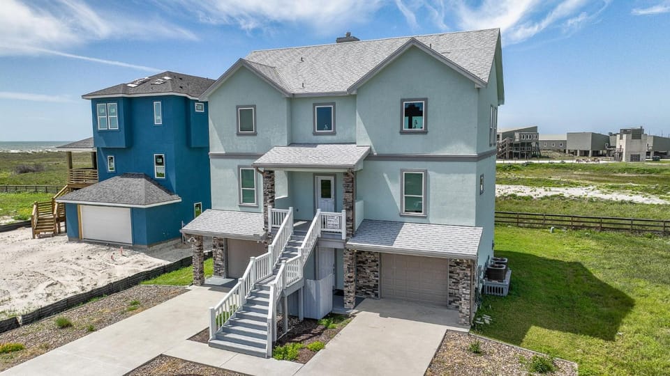 Shore Beats Work- Ocean Views & Elevator House in Fort Walton Beach
