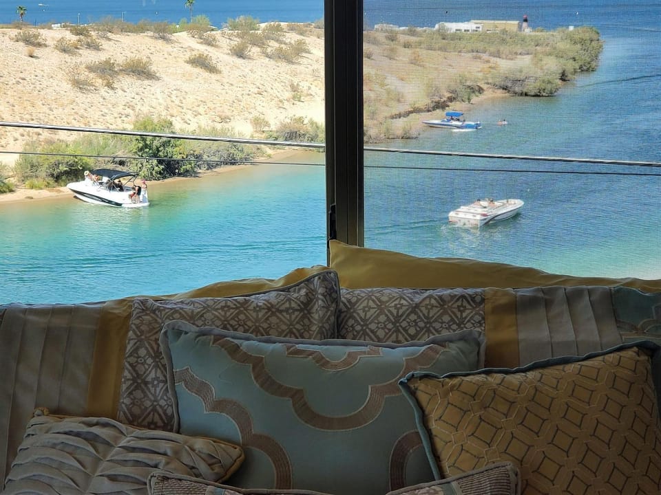 It's A King's View On the Bridgewater Channel House in Lake Havasu City