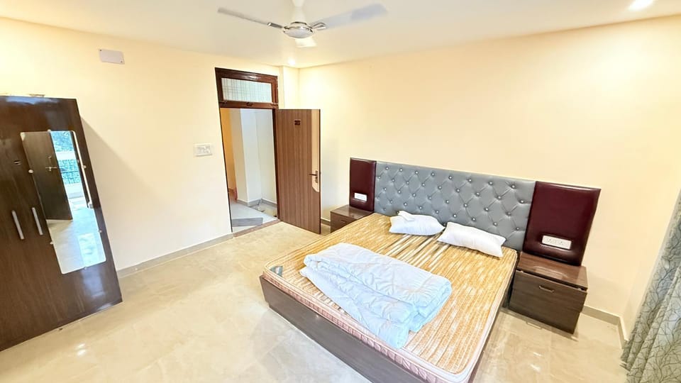 Prince Guesthouse Bed and Breakfast in Varanasi