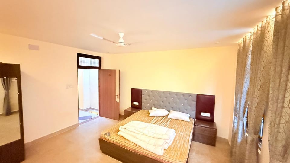 Prince Guesthouse Bed and Breakfast in Varanasi