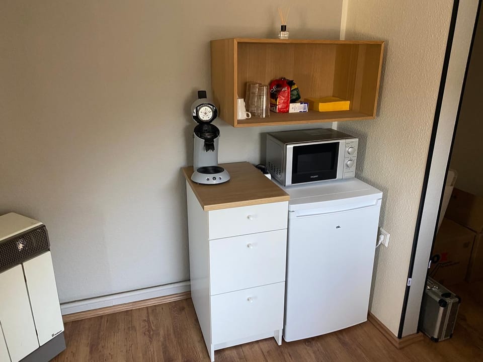 EMAS 6 Wohnung mit 3 Einzelbetten, Küche Apartment in Krefeld