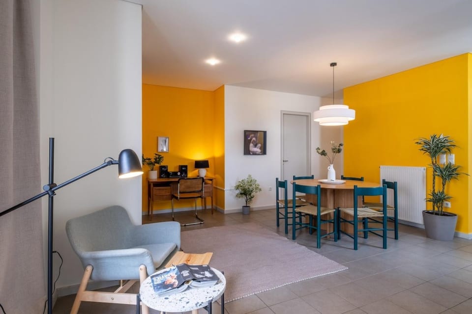 Seating area, Dining area