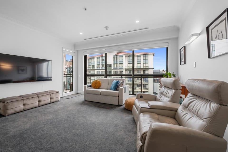 Heart of the City Apartment - By Sky Tower - Free Parking! Apartment in Auckland