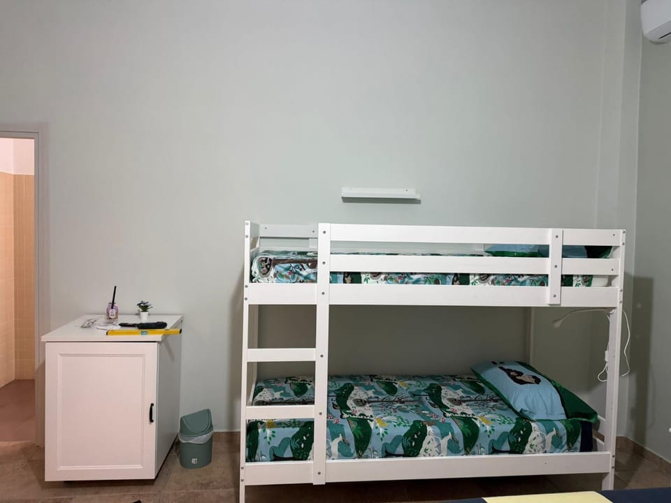 bunk bed