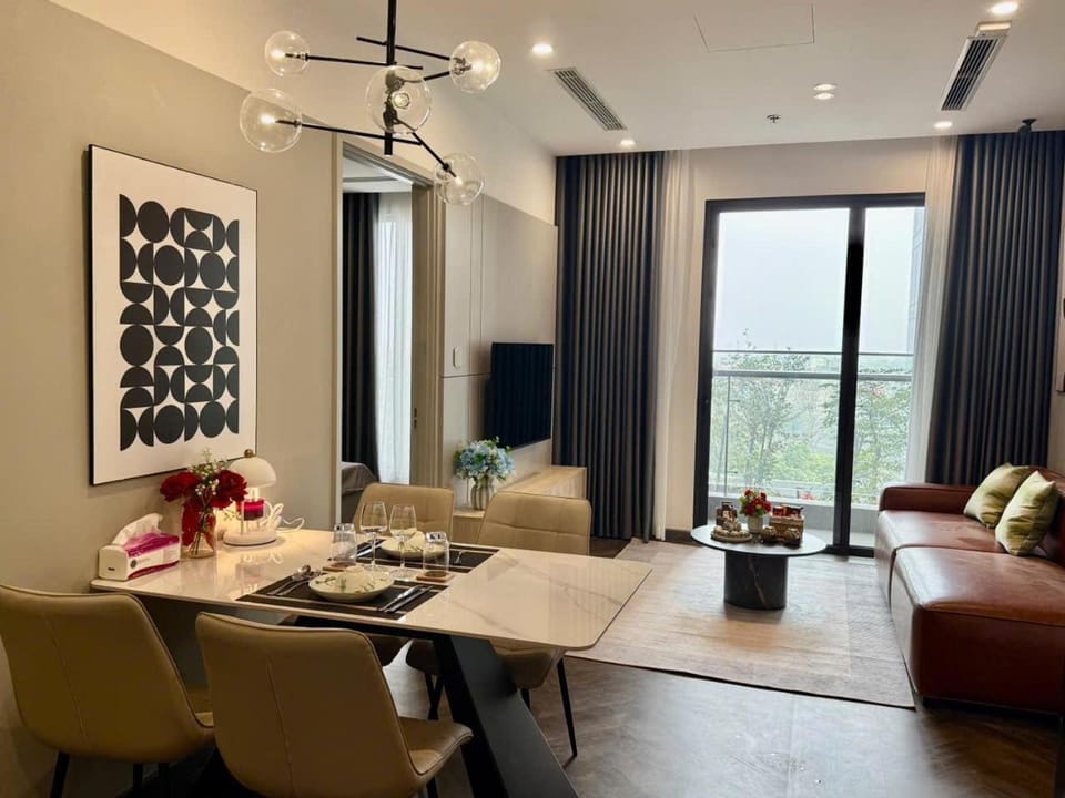 Living room, Seating area, Dining area, Area and facilities