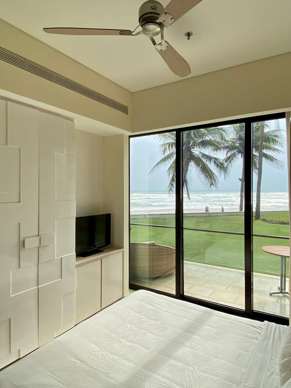 TV and multimedia, Photo of the whole room, Bedroom, Sea view