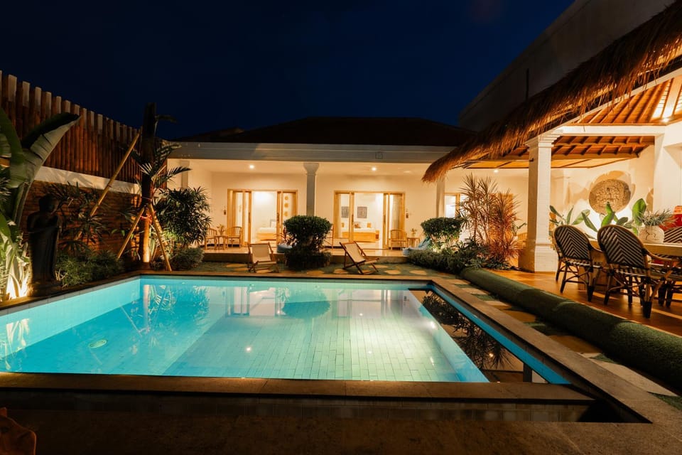 Night, Swimming pool