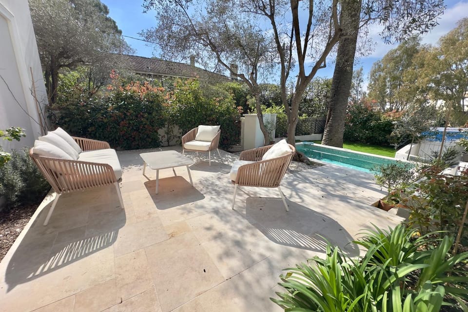 Patio, Swimming pool