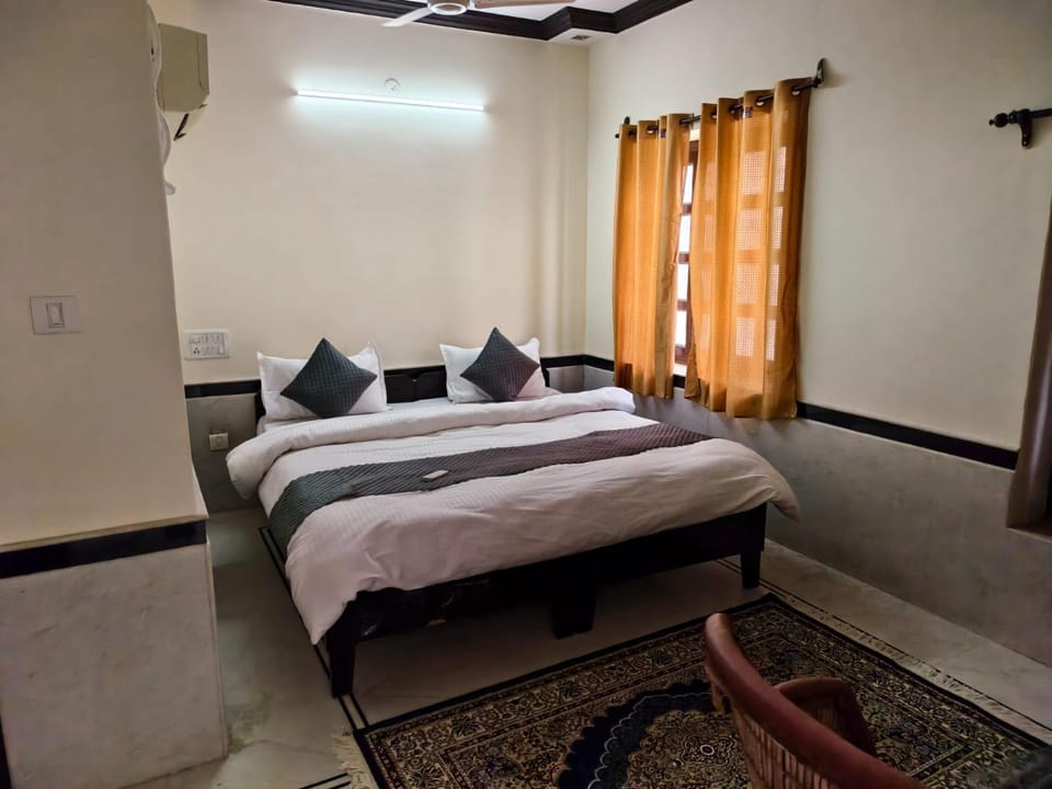 Hotel Jaisalmer Plaza Hotel in Sindh