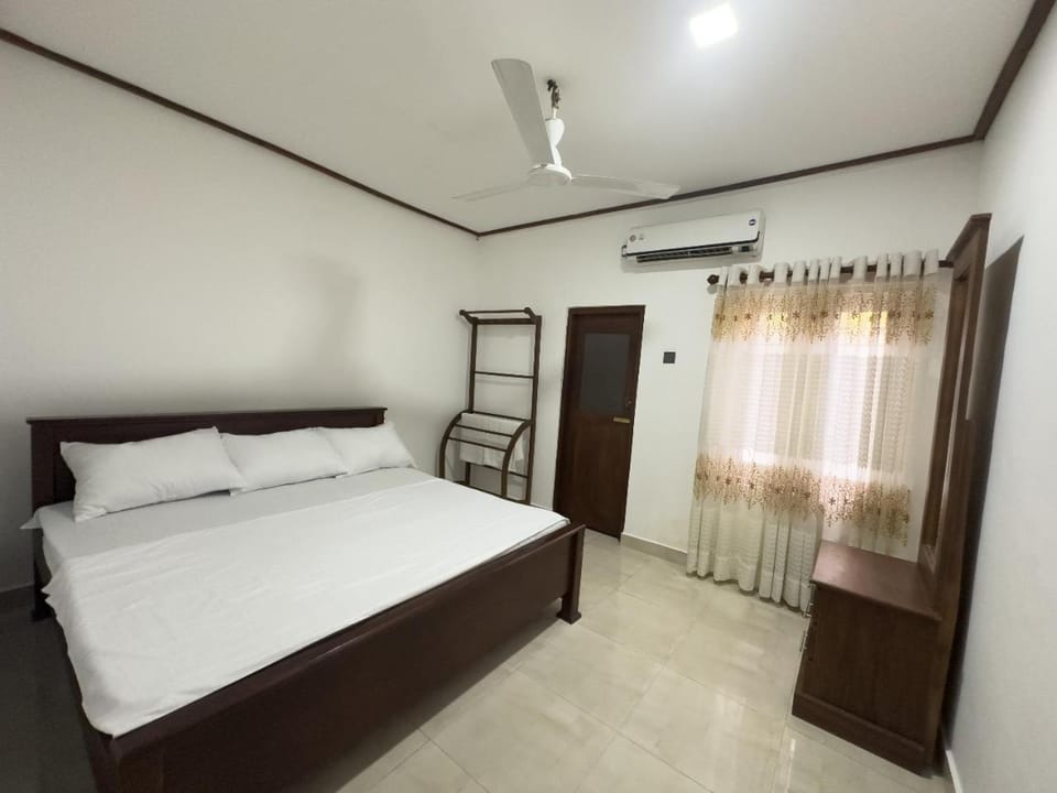 Minhas Villas Guest Bed and Breakfast in Kamburugamuwa