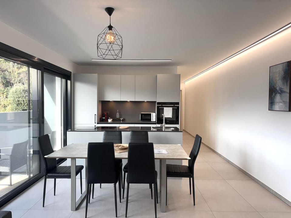 Locarno Centro, a pochi passi dal lago - Free Parking Apartment in Locarno