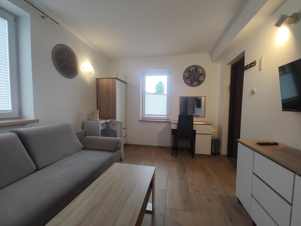 TV and multimedia, View (from property/room), Living room, Seating area