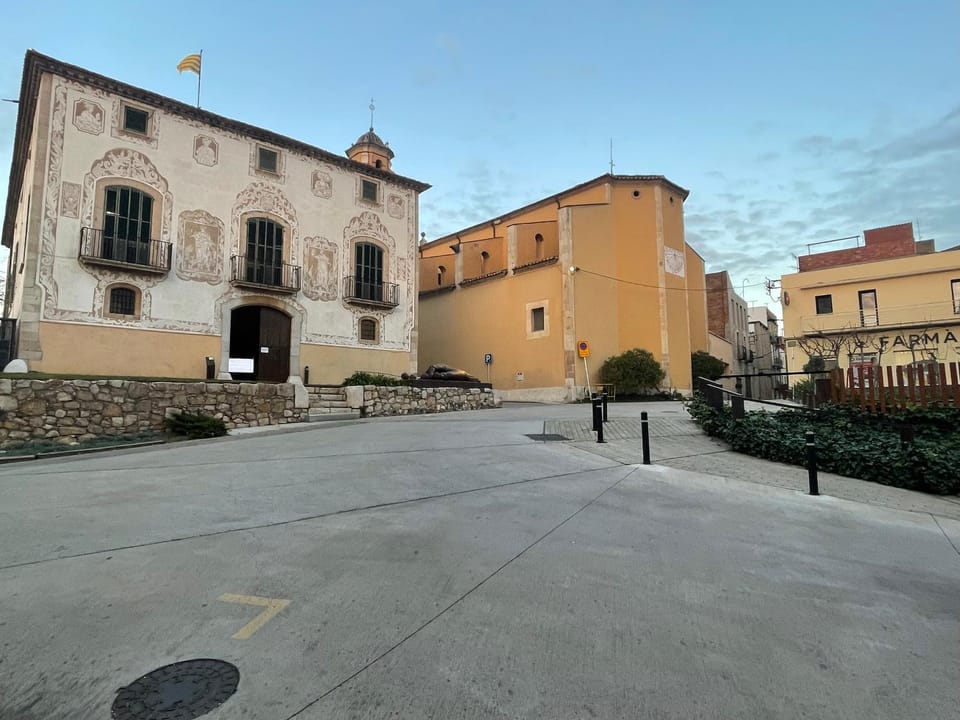 Neighbourhood, Street view