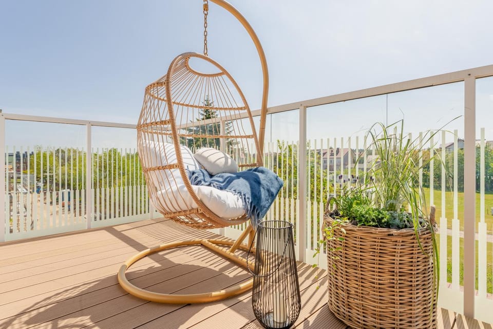 Spring, View (from property/room), Balcony/Terrace