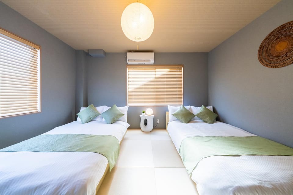 安 サウナで整う貸切の宿 usj 万博会場近く 無料駐車場 寝室6 寝具14 バスルーム4 Villa in Osaka