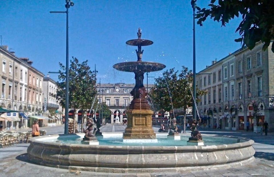 Grand T2 tout confort au calme avec terrasse Apartment in Occitanie