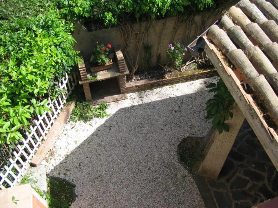 BBQ facilities, Garden view