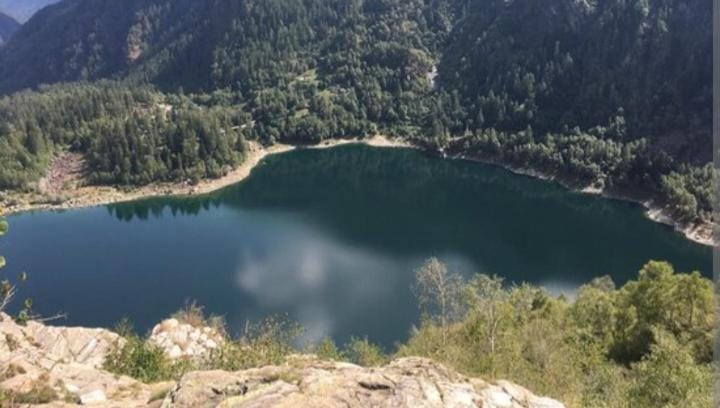 Nearby landmark, Natural landscape