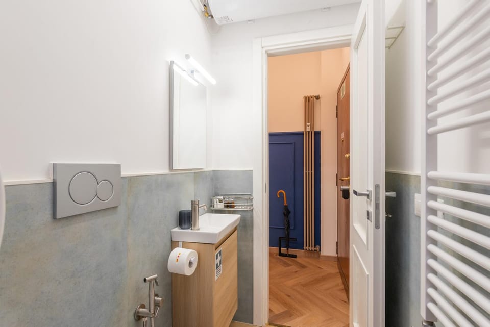 Toilet, Bathroom, heating