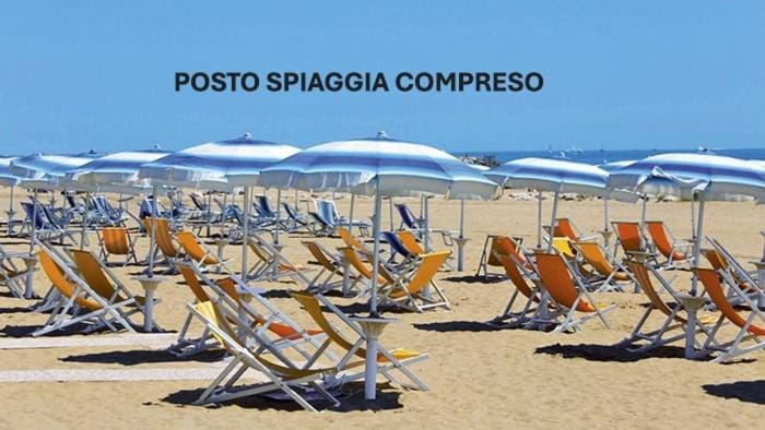 Wave Village Piazza Trieste Family Apartment - SPIAGGIA INCLUSA Apartment in Lido di Jesolo