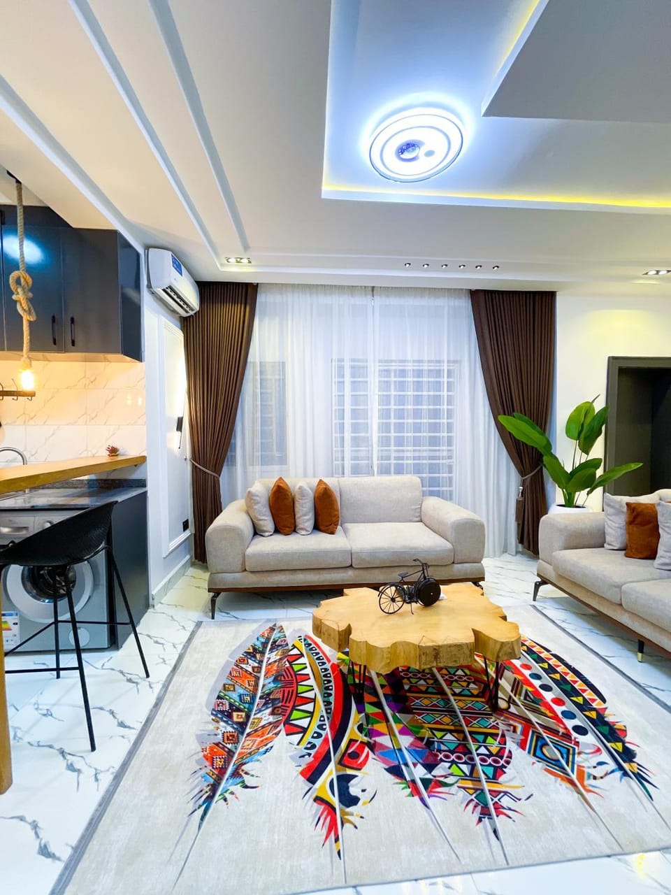 Living room, Seating area