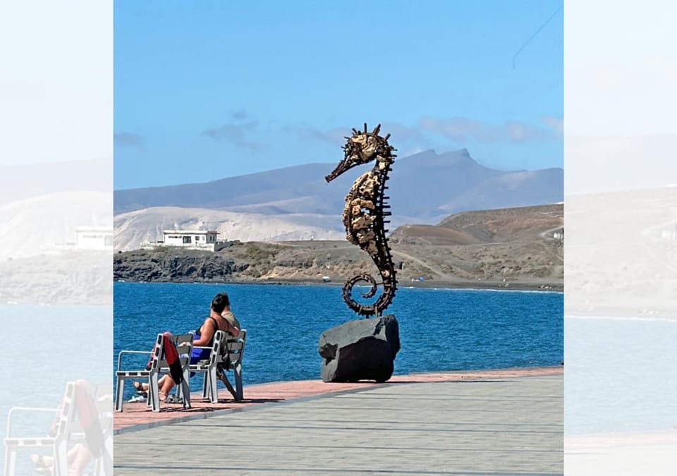 Nearby landmark, Day