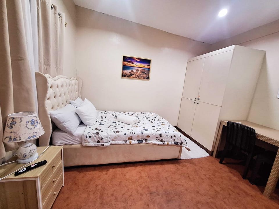 M2 Studio Transient Apartment Walking Distance SPMC near SM Lanang Vacation rental in Davao City