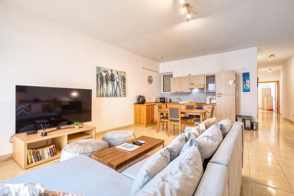 TV and multimedia, Living room, kitchen, air conditioner