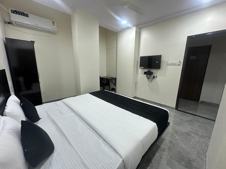 Star light Hotel in Maharashtra