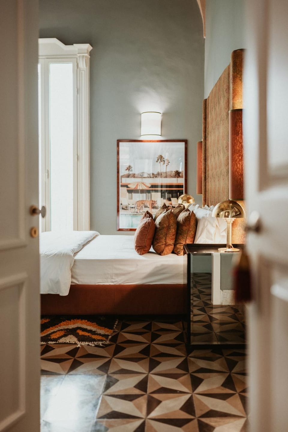 Bed, Photo of the whole room