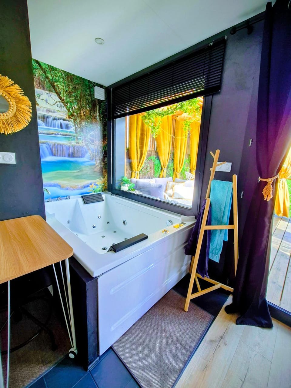 Glamour tinyhouse House in Occitanie