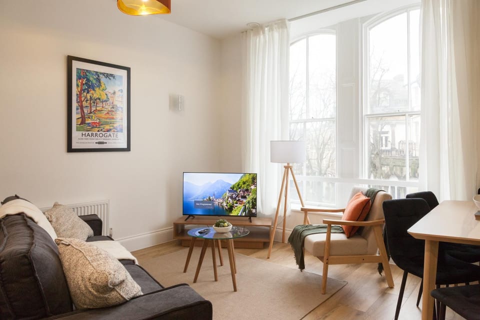 TV and multimedia, Seating area