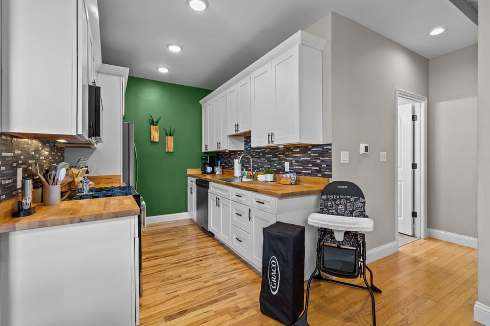 4700 West End Whimsy House in Saint Louis