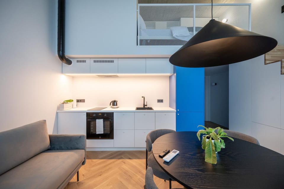 Kitchen or kitchenette