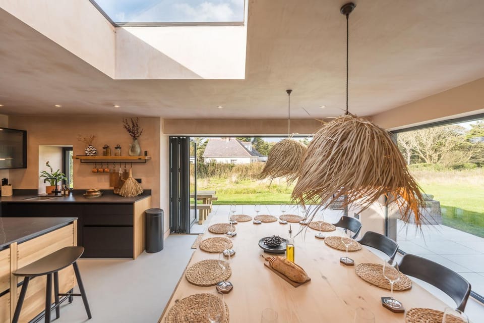 Du Cabana by Birch Stays House in Llyn Maelog