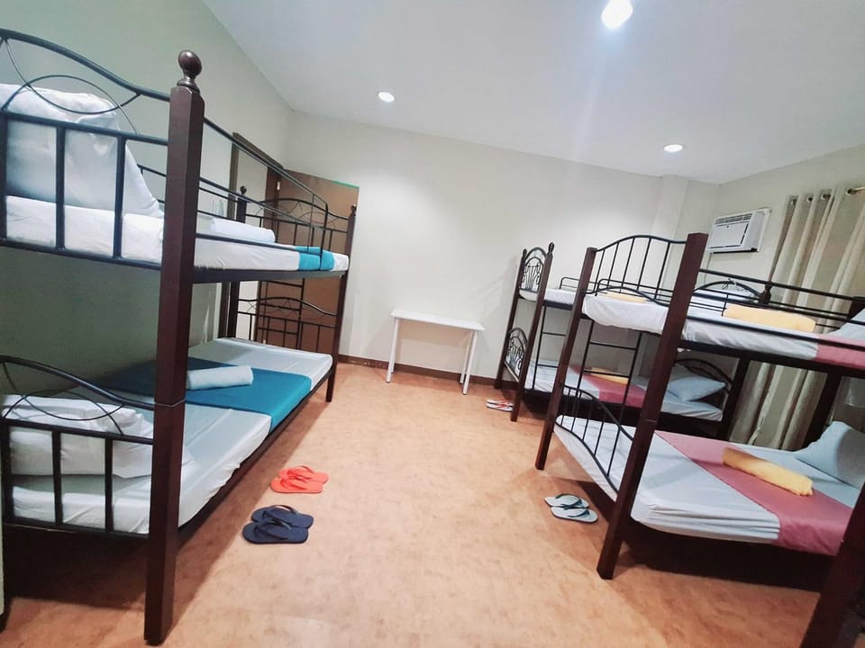 M3 Spacious Family Apartment Transient House 10pax near SPMC and SM Lanang Vacation rental in Davao City