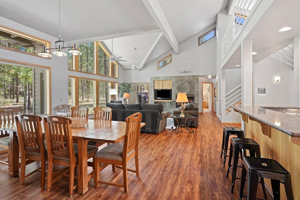 1 Colonial House in Sunriver