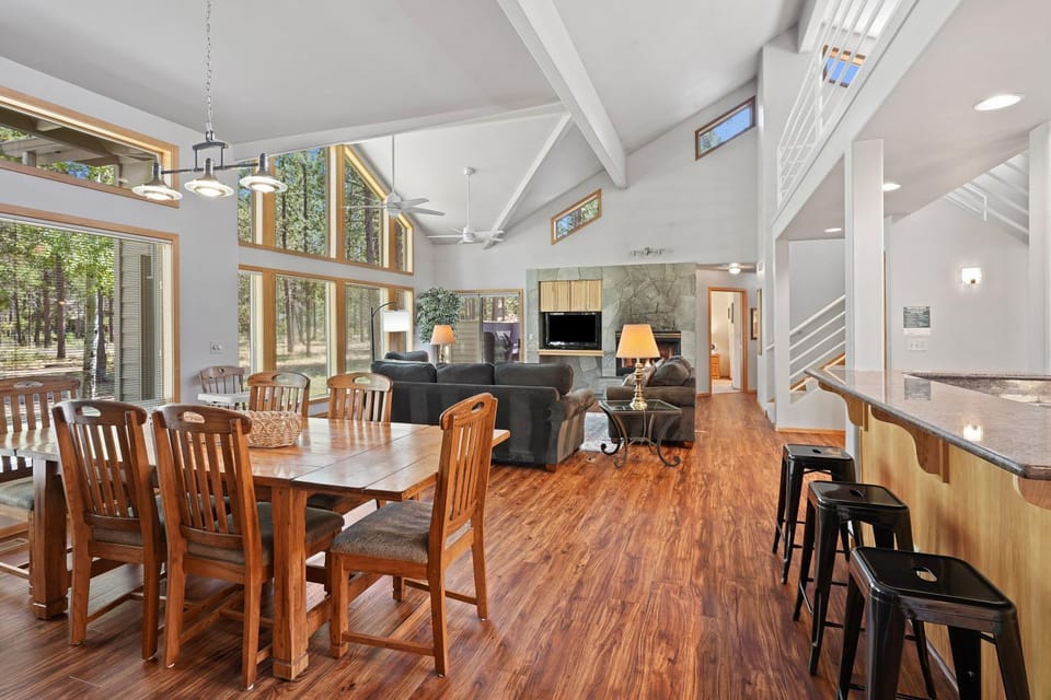 1 Colonial House in Sunriver