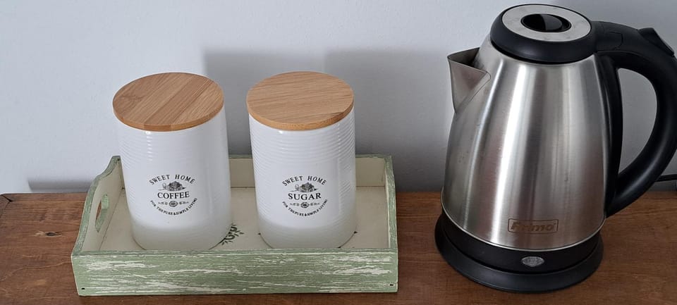 Coffee/tea facilities, Kitchen or kitchenette