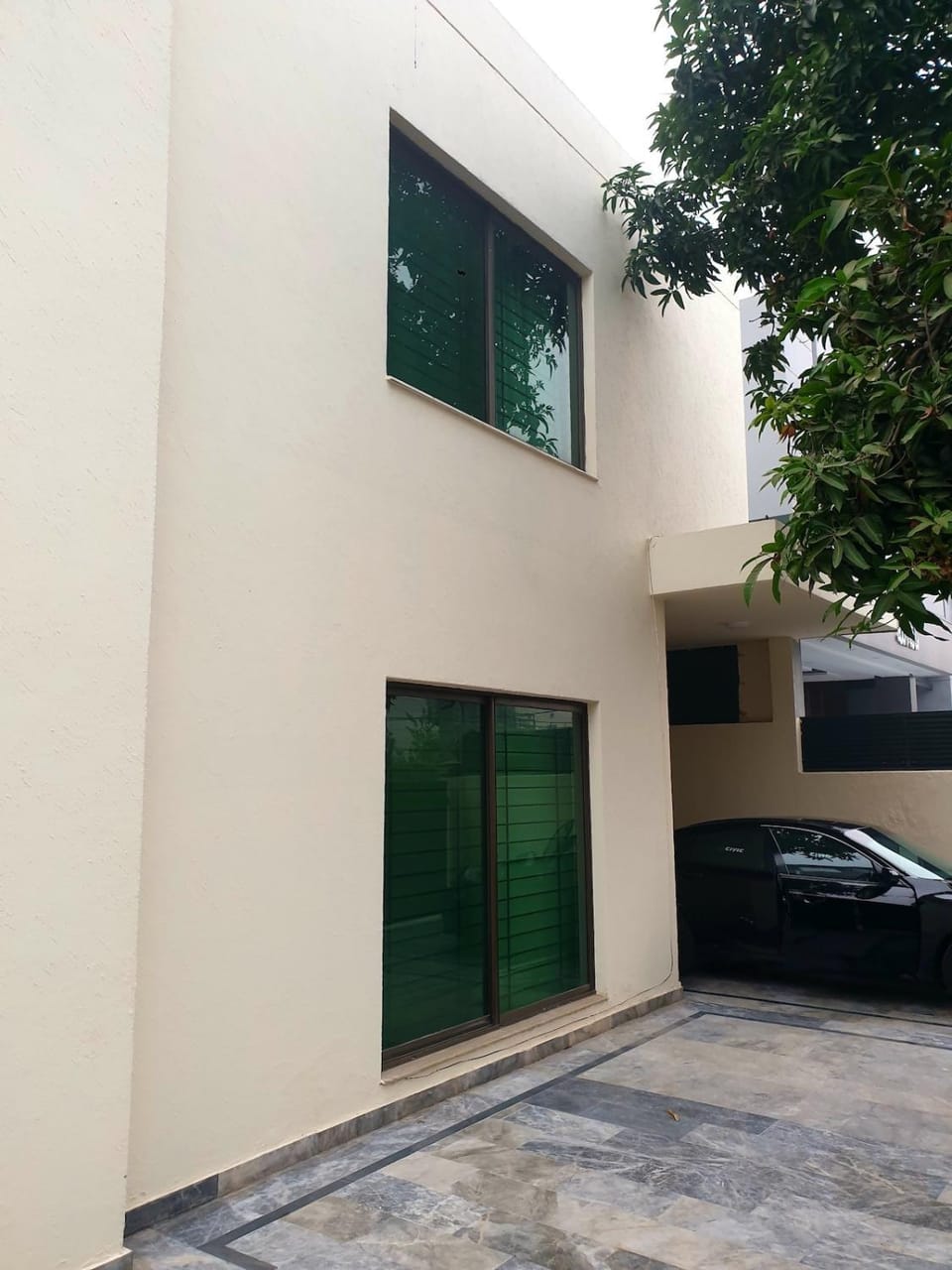 Property building, Day, Parking