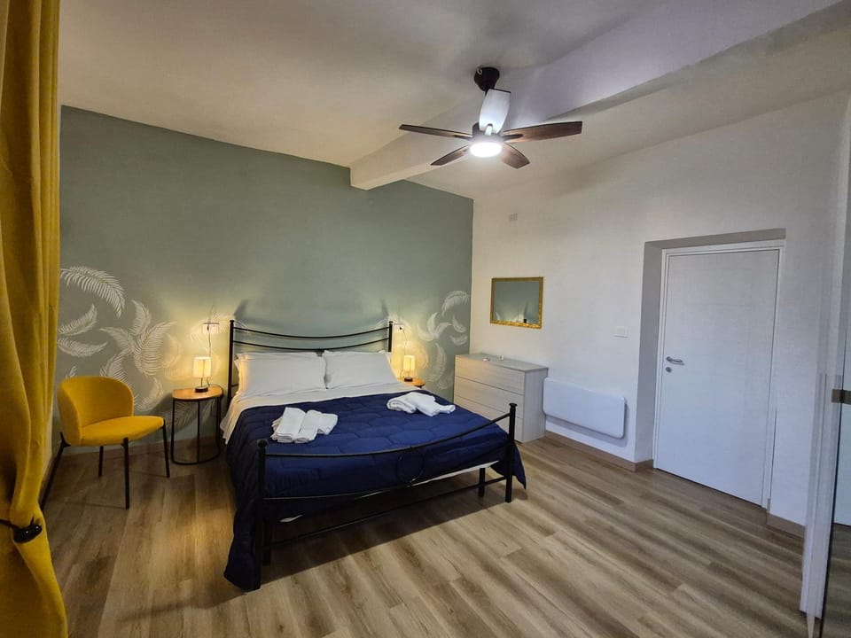 Bed, Photo of the whole room, Bedroom, furniture