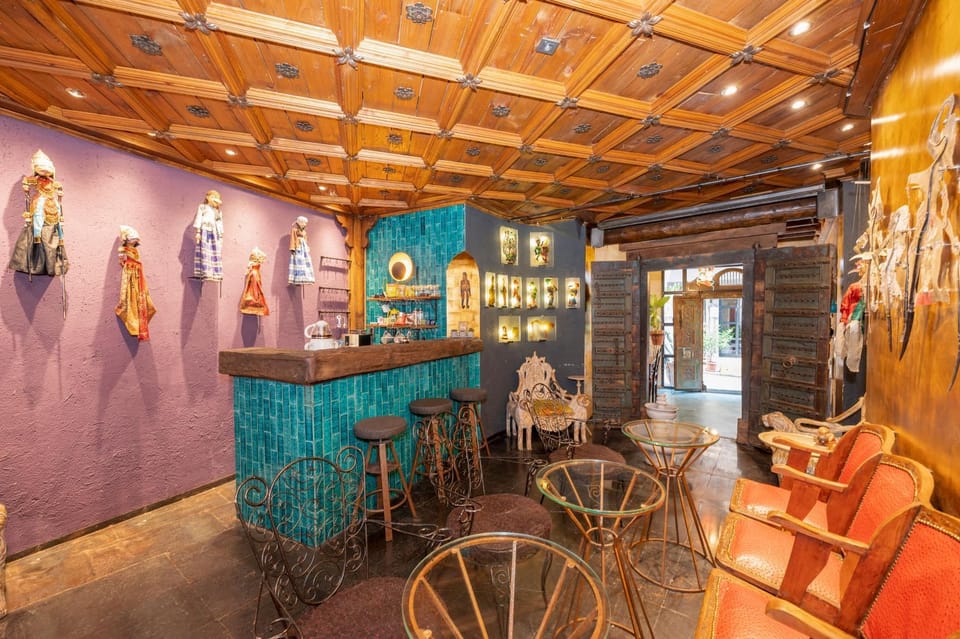 Restaurant/places to eat, Coffee/tea facilities, Lobby or reception, Banquet/Function facilities, Seating area, Breakfast, Breakfast