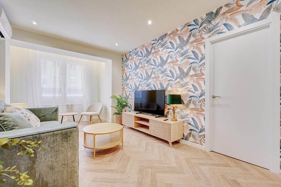 Communal lounge/ TV room, TV and multimedia, Living room, Seating area
