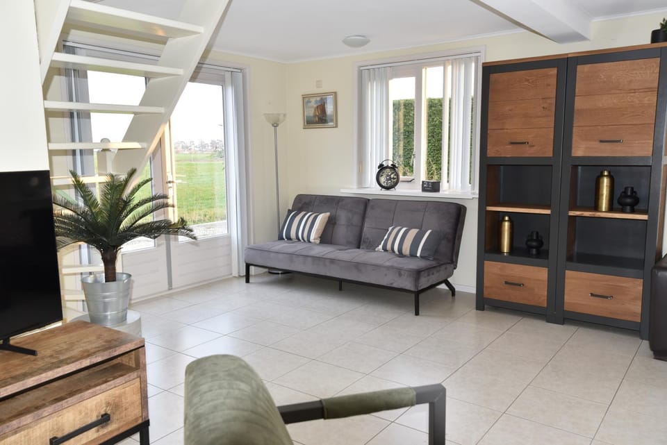 View (from property/room), View (from property/room), Living room, Garden view