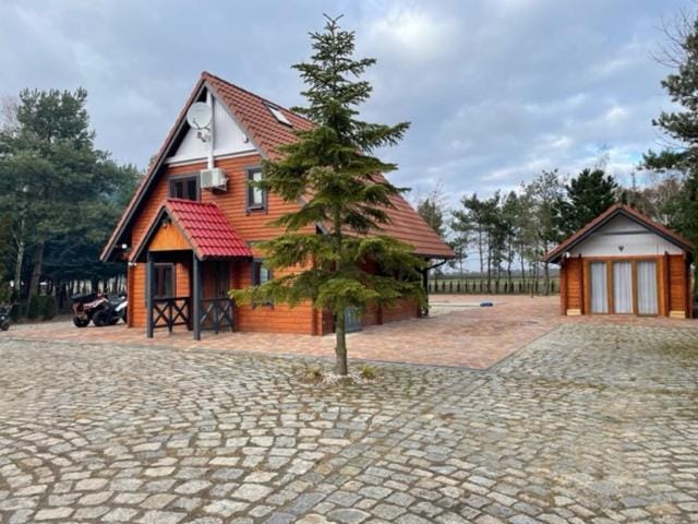 Leśne Zacisze Kawice House in Lower Silesian Voivodeship