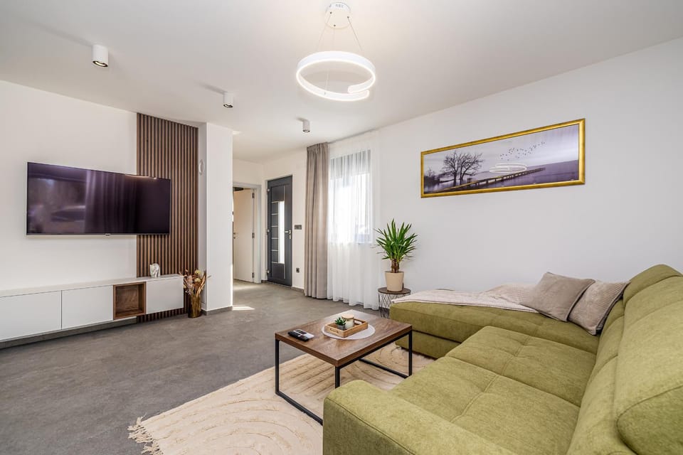 TV and multimedia, Living room
