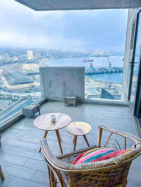 HOM I Con vista al Mar I Estacionamiento I Wifi Apartment in Valparaiso