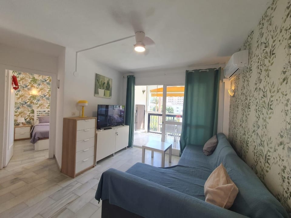 TV and multimedia, Living room, Photo of the whole room
