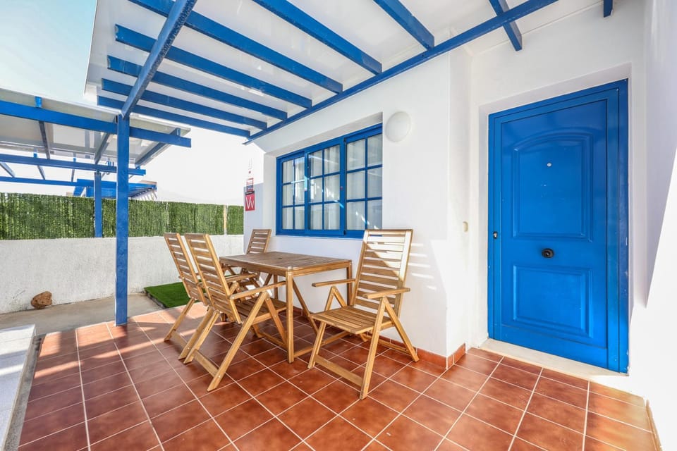 Balcony/Terrace, Dining area