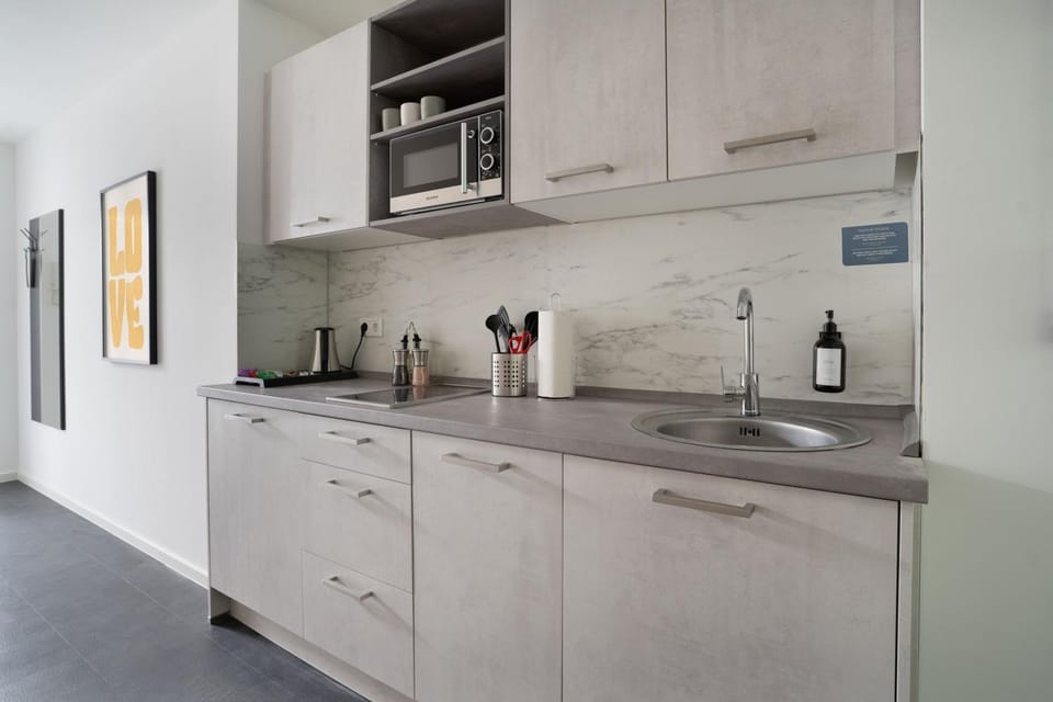 Kitchen or kitchenette, stove